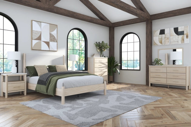 Cadmori Queen Panel Bed; Two-tone