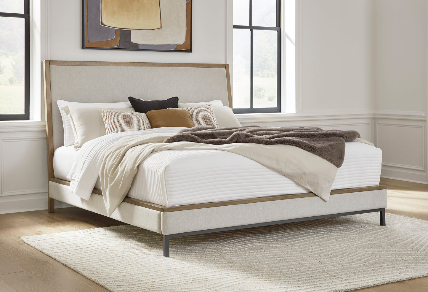 Tomtyn California King Upholstered Panel Bed
