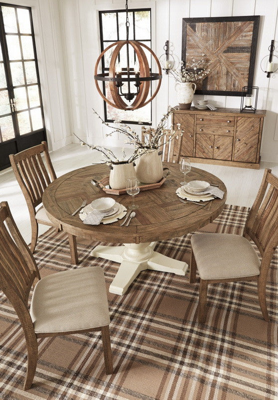 Grindleburg Dining Chair (2 Chairs)