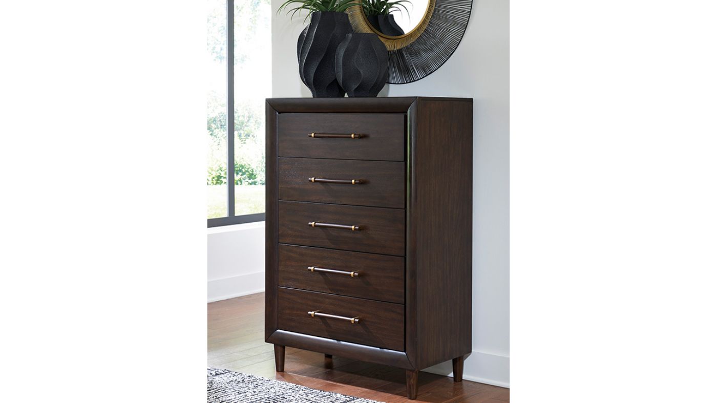 Dantenton King Panel Bed Set