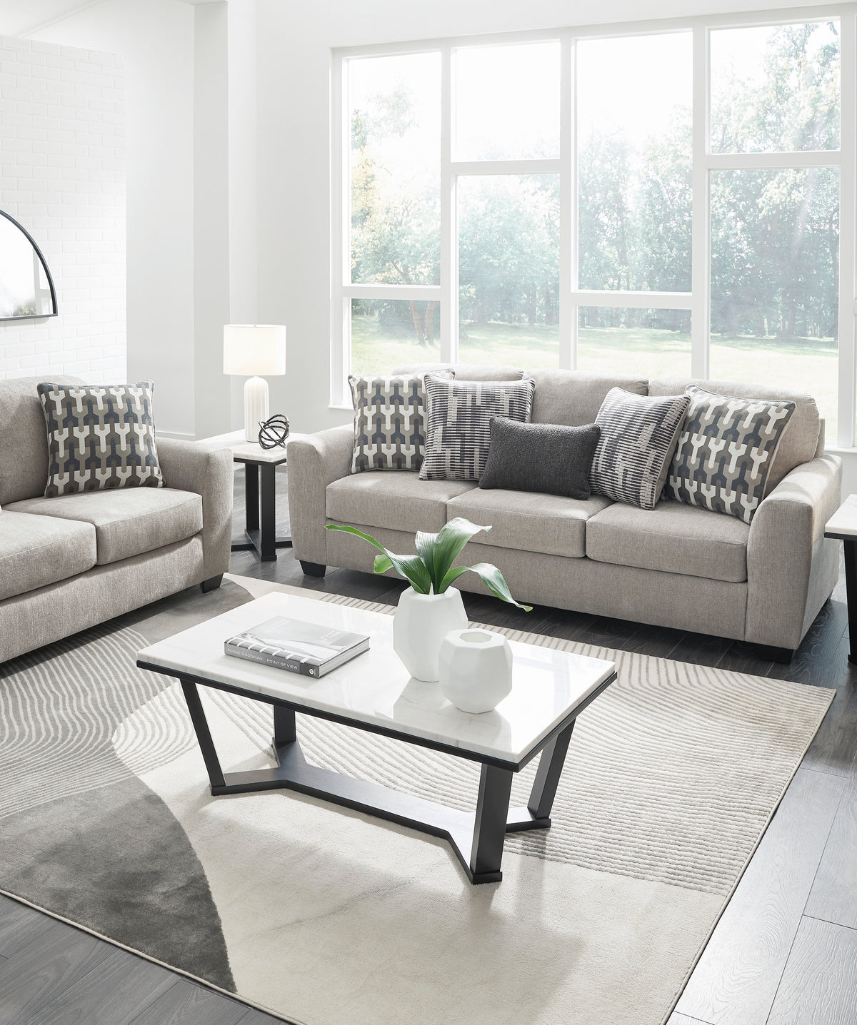 Avenal Park Sofa Set