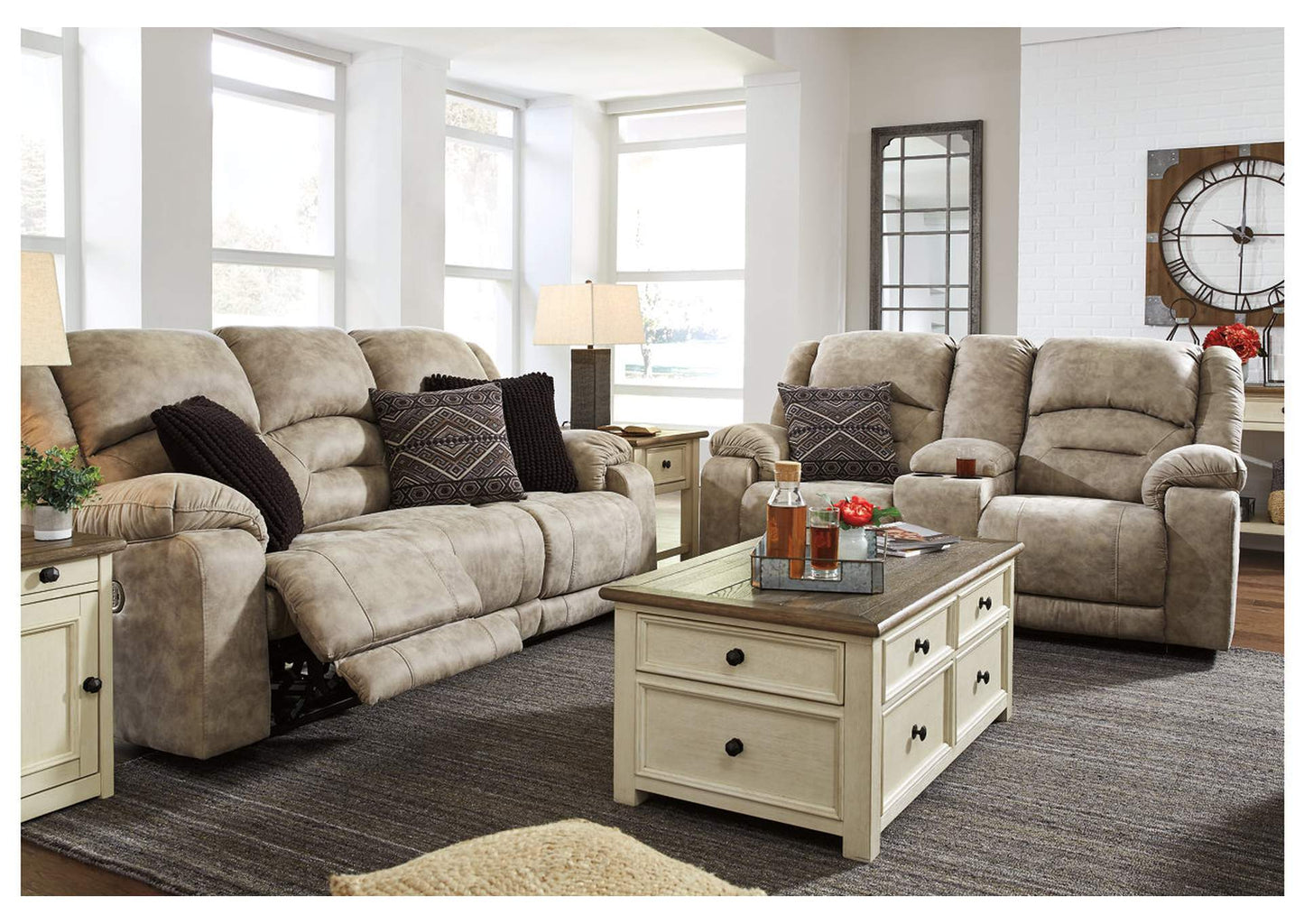 Bolanburg Coffee Table with Lift Top