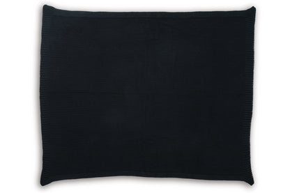 Gayelery Throw; Black