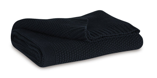 Gayelery Throw; Black