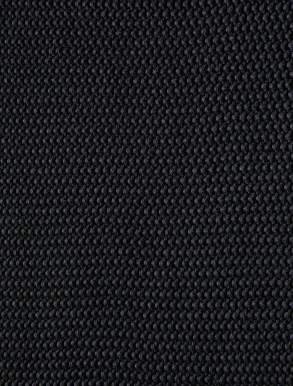 Gayelery Throw; Black