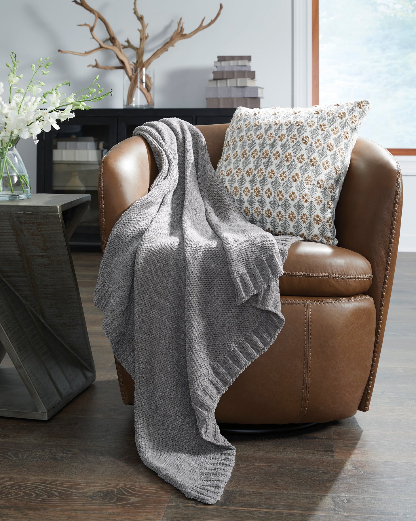 Anawood Throw; Gray