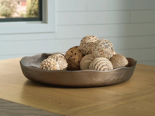 Wallmen Tray