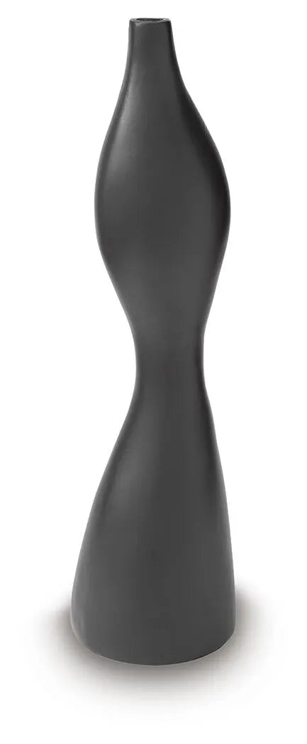 Judsen Vase