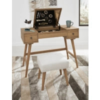 Thadamere Vanity with Stool; Light Brown