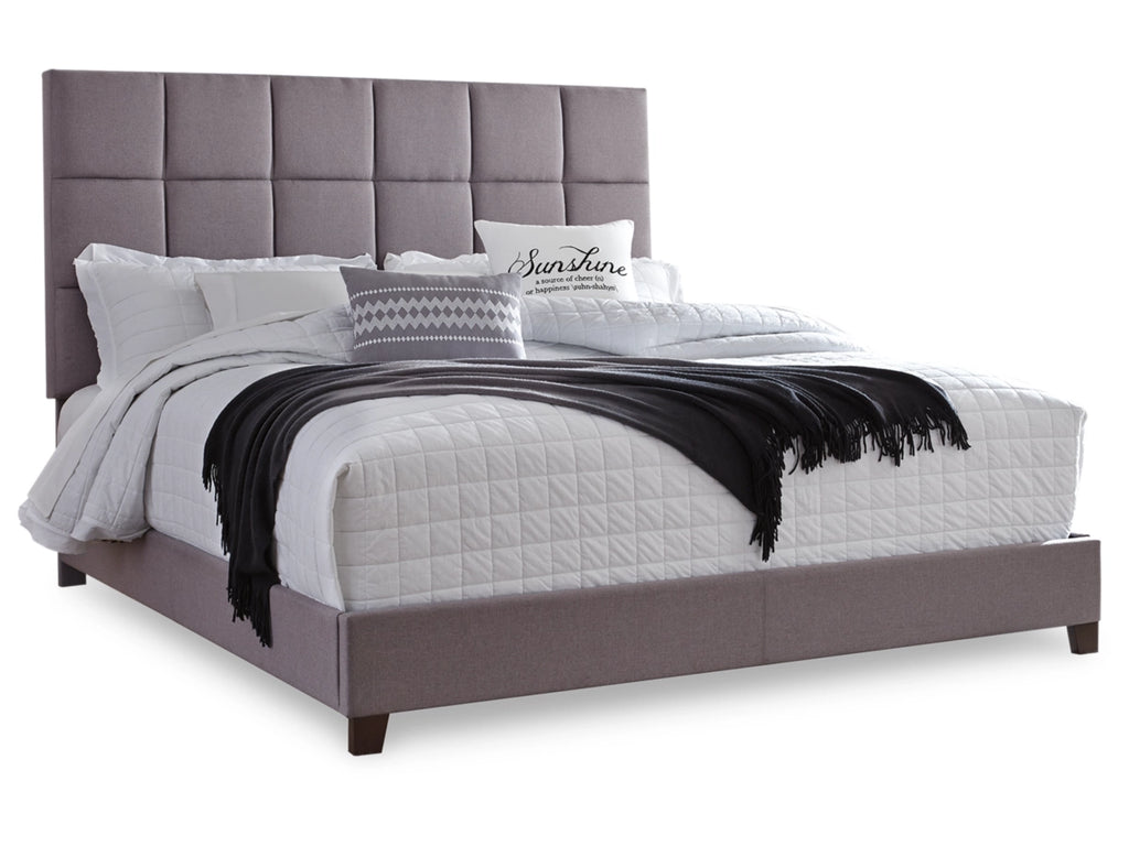 Dolante King Upholstered Bed