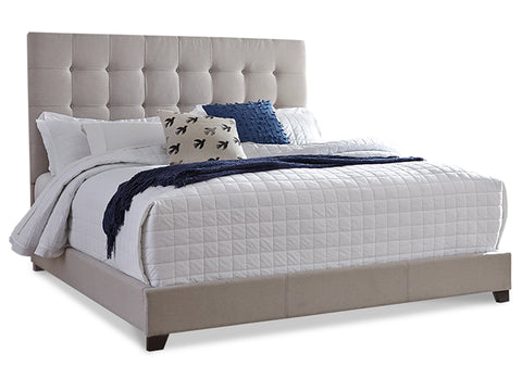 Dolante Queen Upholstered Bed