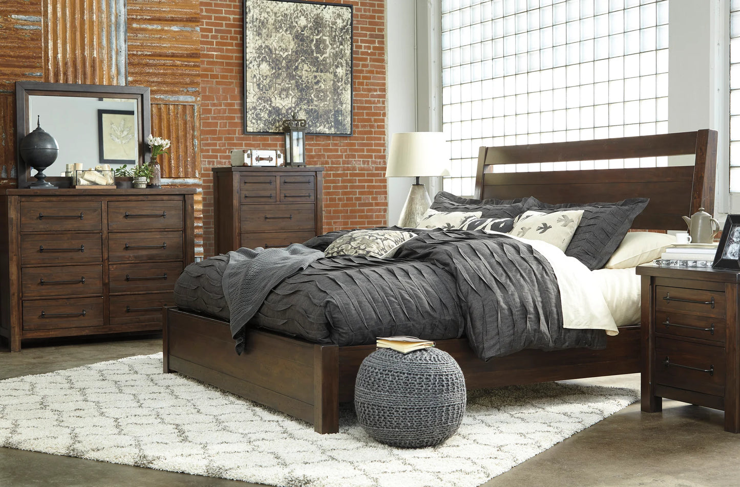 Starmore King Panel Bed Set