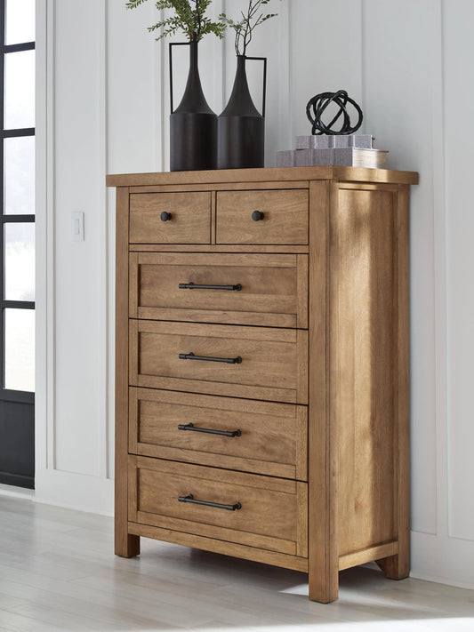 Kristiland Chest of Drawers