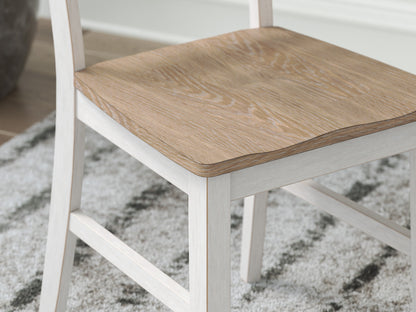 Westlinport Dining Table and 6 Chairs