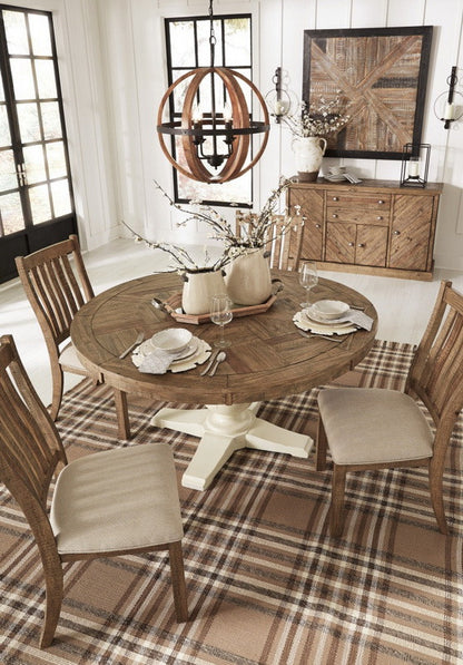 Grindleburg Dining Chair (2 Chairs)