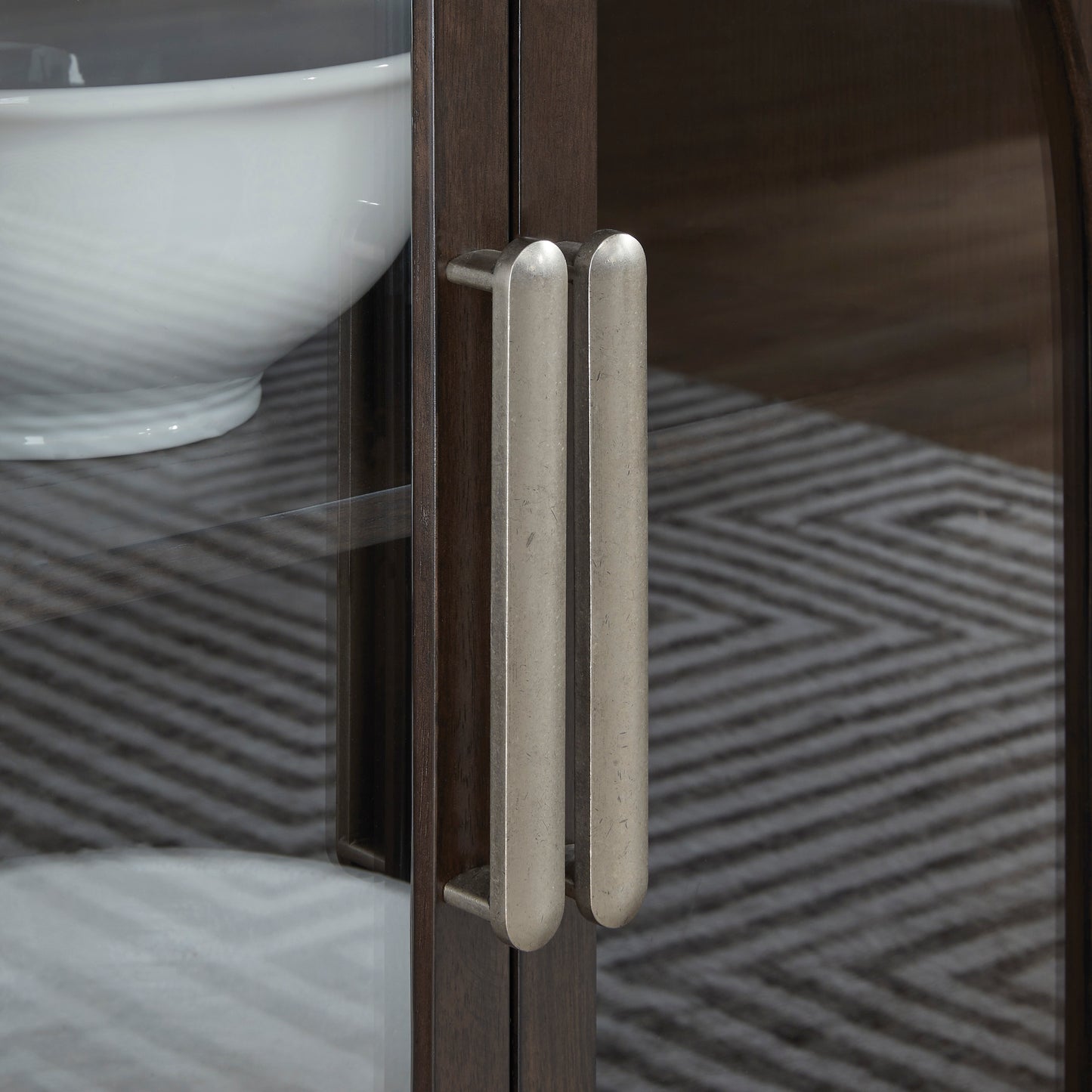 Breckington Dining Room Server