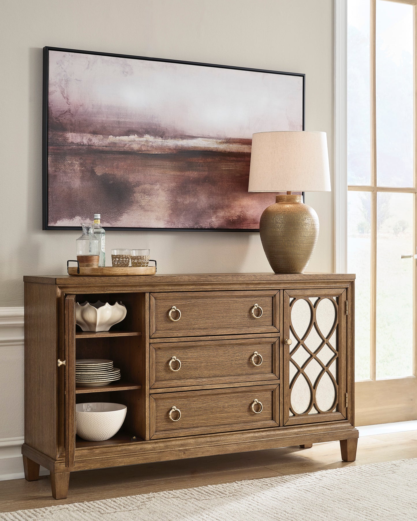 Jorlaina Dining Room Server