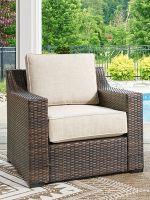 Wellingtons Peak Outdoor Lounge Chair with Cushion