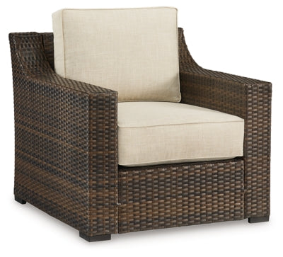 Wellingtons Peak Outdoor Lounge Chair with Cushion