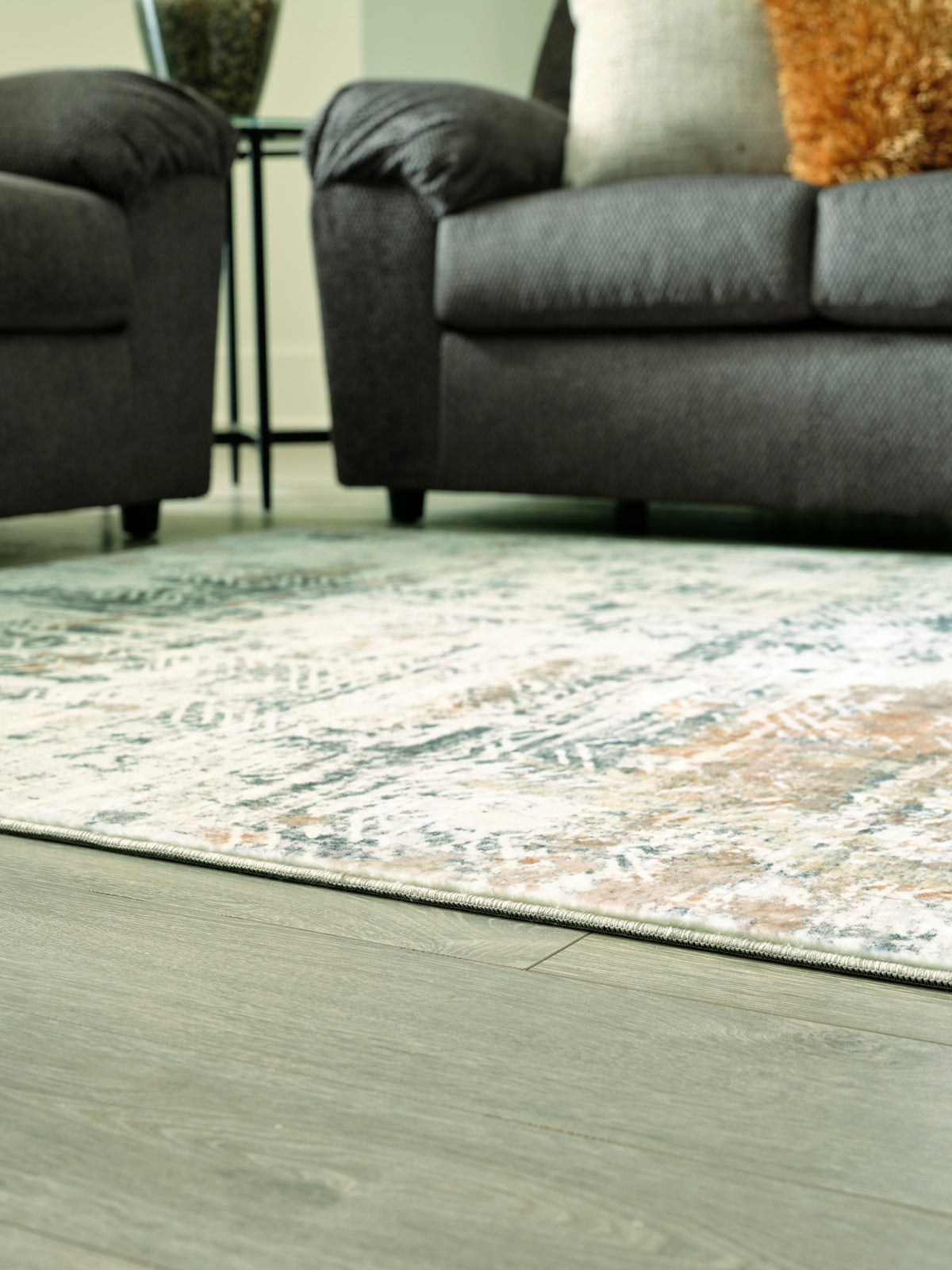 Redlings Medium Rug