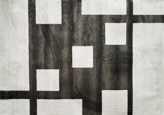 Rug Medium Rug; White/Brown