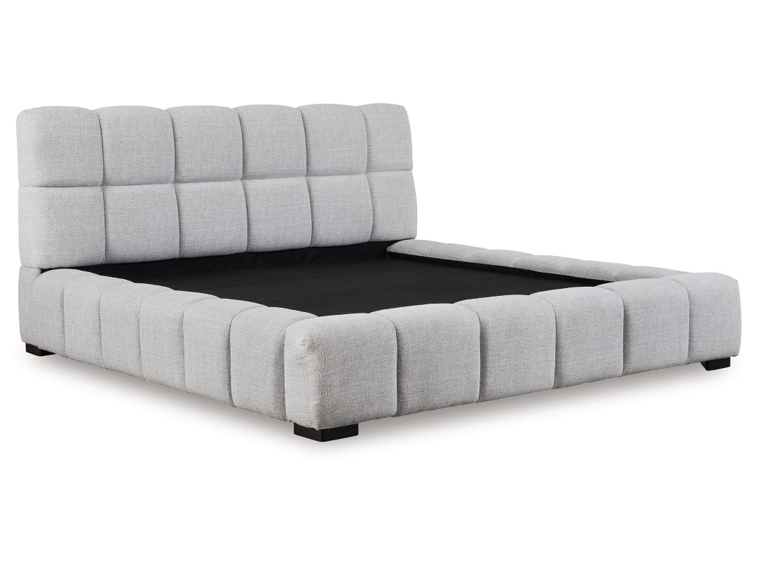 Jesstean Queen Upholstered Bed